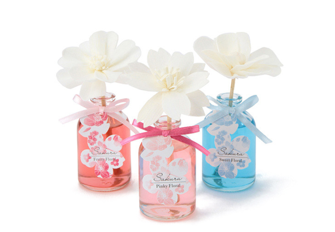 品牌设计|樱花季还没到，品牌创意就出来浪了-广州广告公司